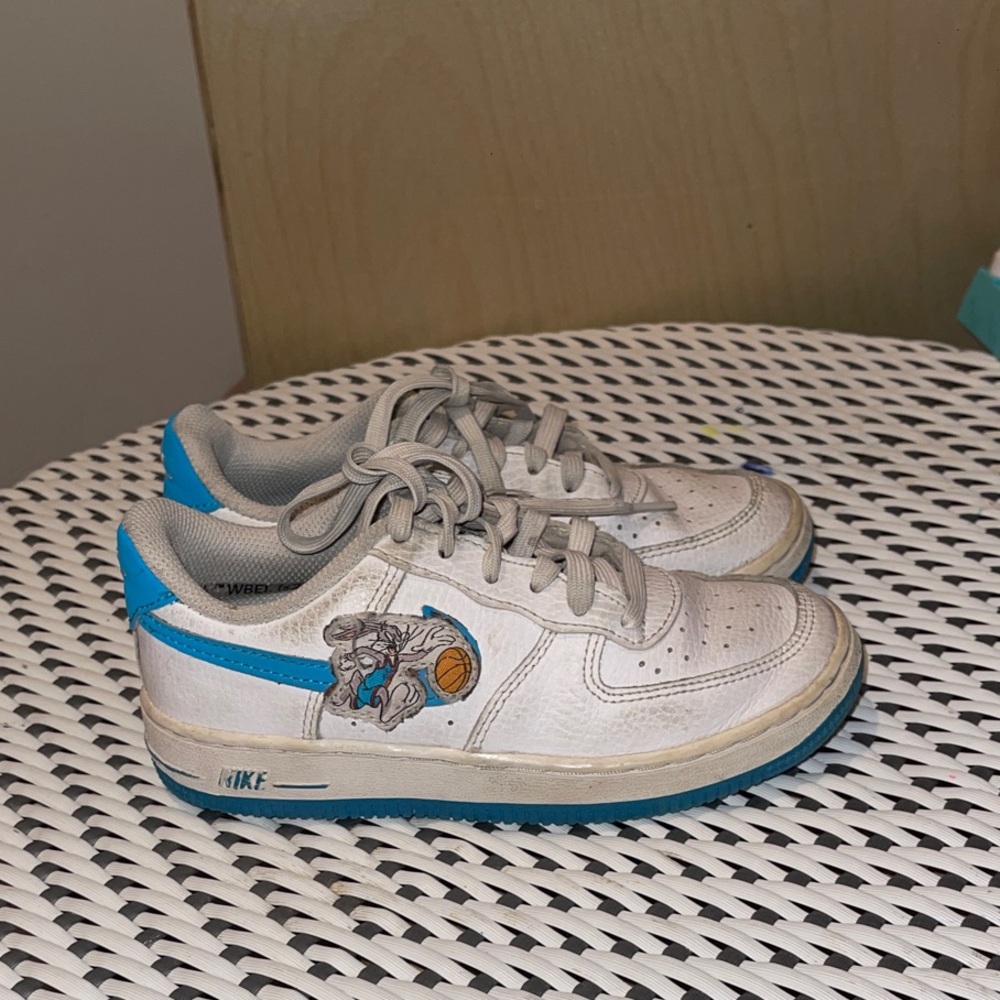 Nike Kids White and Blue Cartoon Sneakers